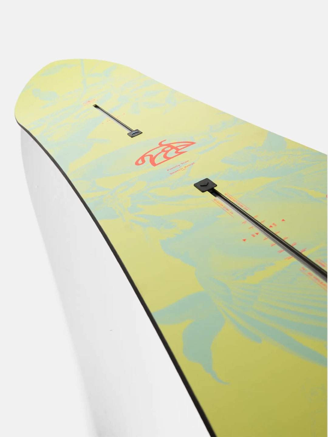 25/26モデル Family Tree Sketch Artist Camber Snowboard [302901] 【大型商品】｜BURTON