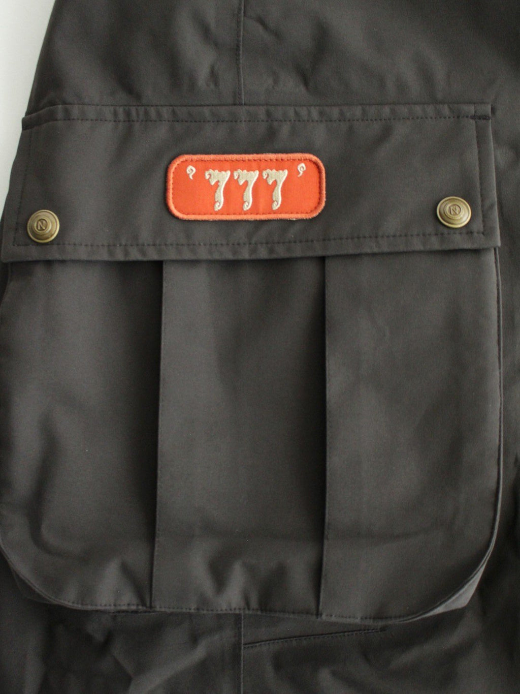 25/26モデル 777 PANTS #DARK GRAY｜NOMADIK