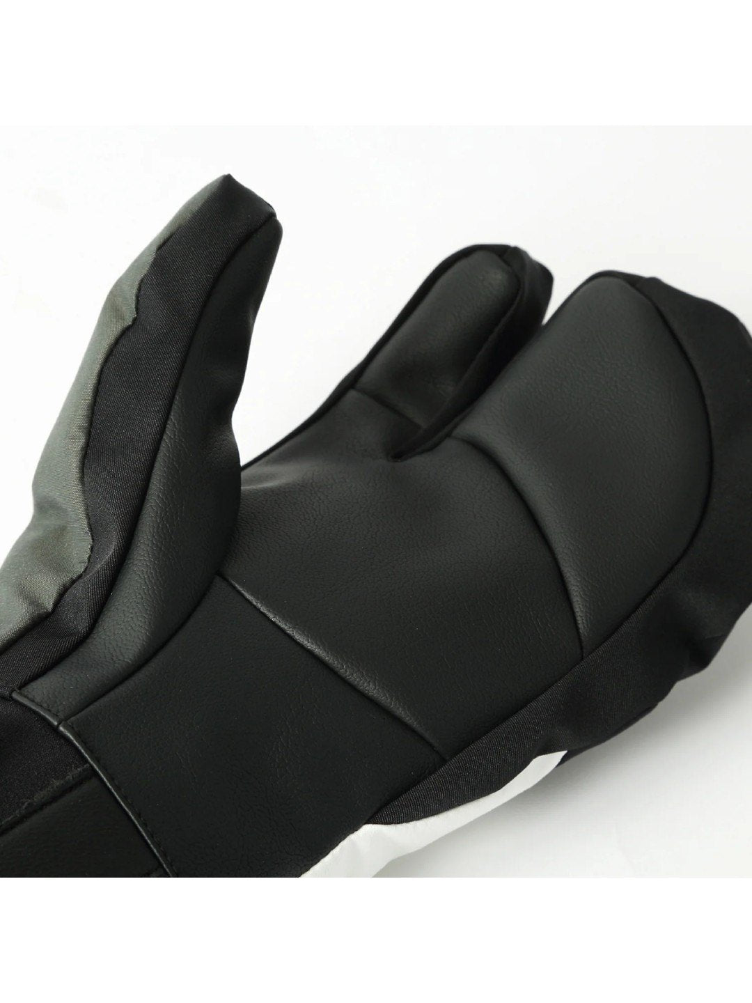 26/27モデル GAME CHANGER TRIGGER #CHARCOAL [4600003]｜eb's