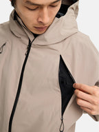 25/26モデル Futuretrust 2L Jacket #SUMMIT TAUPE [243941]｜BURTON