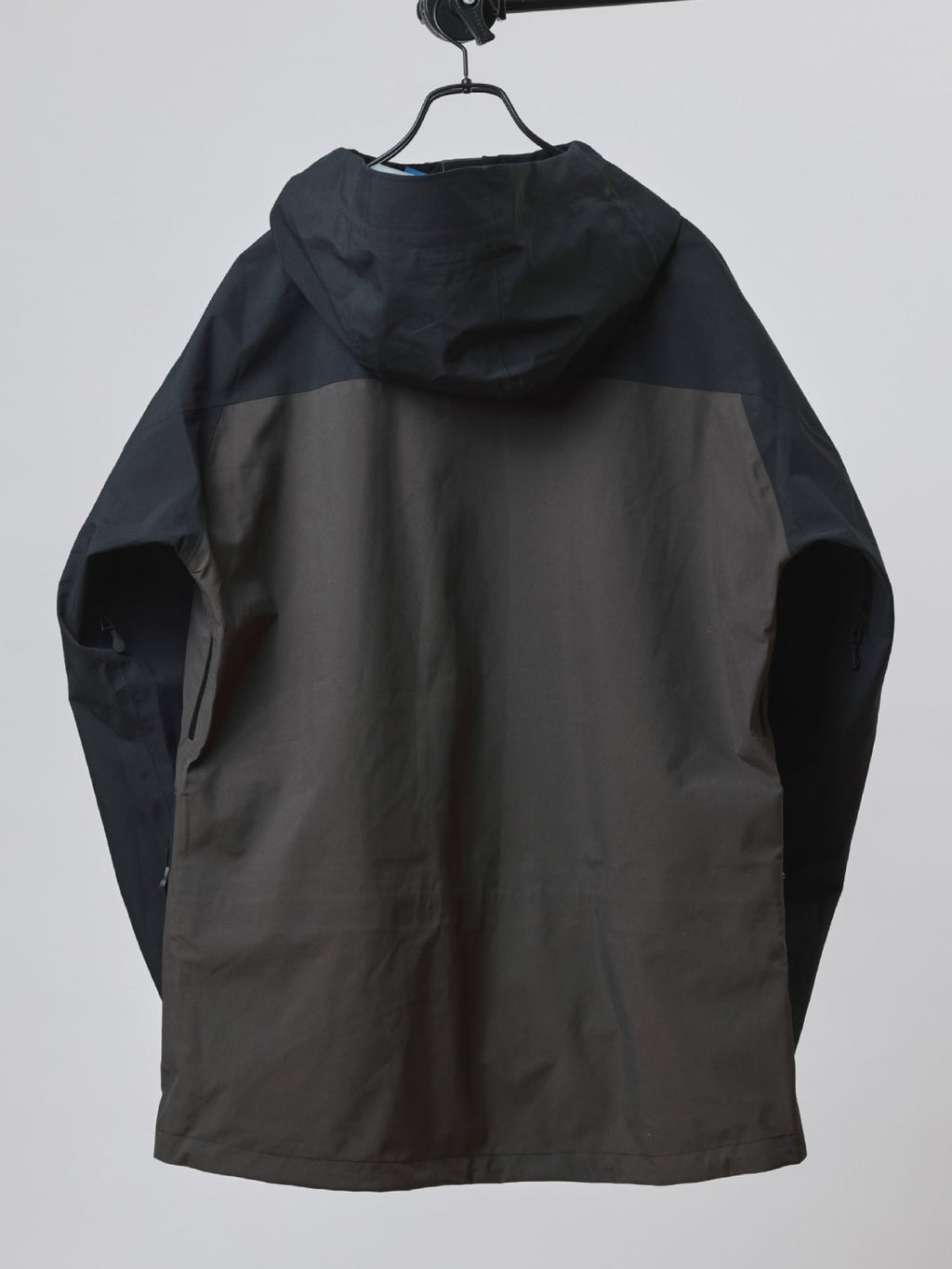 25/26モデル GENTLE JACKET #CHARCOAL / BLACK 【11月下旬再販予定】｜unfudge outerwear