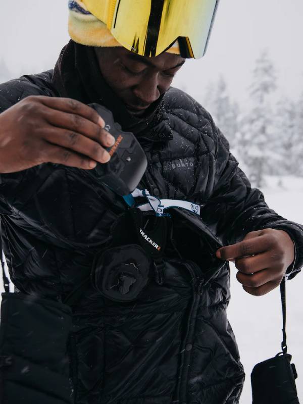 Men's [ak] Baker Ultralight Down Insulator #True Black [220661]｜BURTON