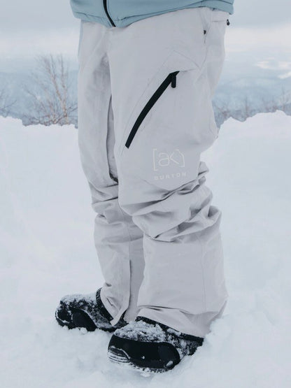 24/25モデル Men's [ak] Cyclic GORE-TEX 2L Pants #Gray Cloud [100001]｜BURTON