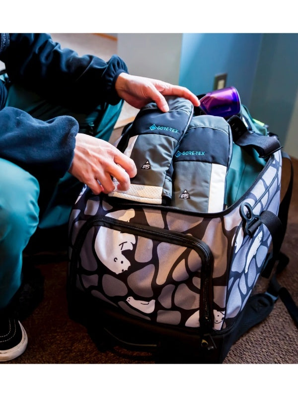 25/26モデル MULTI CONTAINER #KUMAFLAGE [4500352]｜eb's