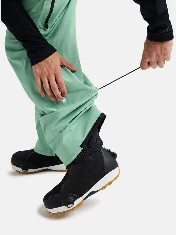 25/26モデル Men's [ak] Freebird GORE‑TEX 3L Bib Pants #SOFT SAGE [100241]｜BURTON