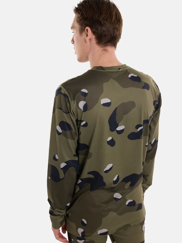 23/24モデル MDWT Base Layer Crew #Forest Moss C Camo [102571]｜BURTON