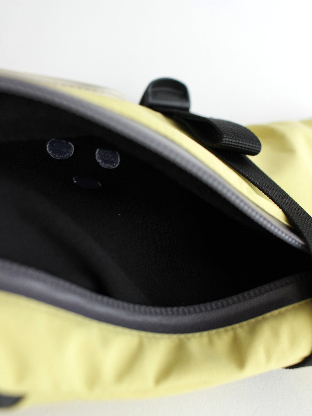 25/26モデル KM4K GLOBE #CLAM YELLOW｜KM4K【W_10】