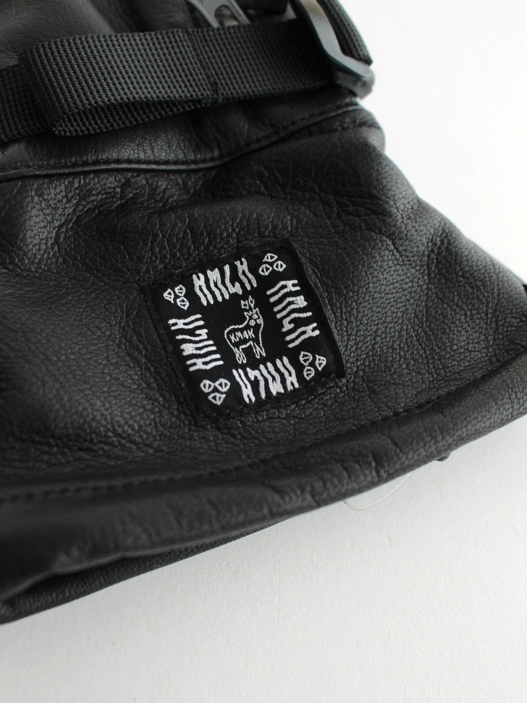 25/26モデル KM4K NO HIZUME KAWA #BLACK KAWA｜KM4K【W_10】