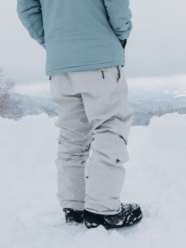 24/25モデル Men's [ak] Cyclic GORE-TEX 2L Pants #Gray Cloud [100001]｜BURTON