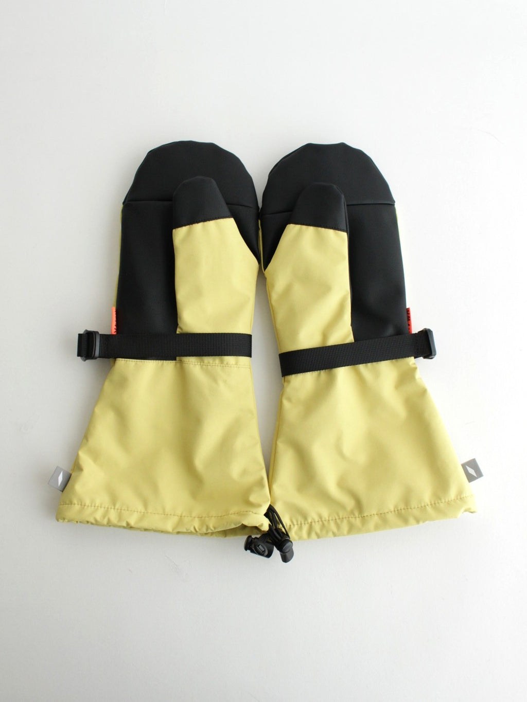 25/26モデル KM4K GLOBE #CLAM YELLOW｜KM4K【W_10】