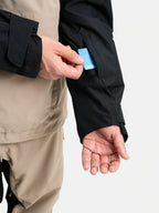 25/26モデル Men's Reserve 2L Relaxed Anorak Jacket #SUMMIT TAUPE/TRUE BLACK [302591]｜BURTON